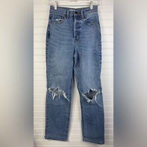 Cello women’s distressed knees, high rise, button fly denim jeans. Size 1/25